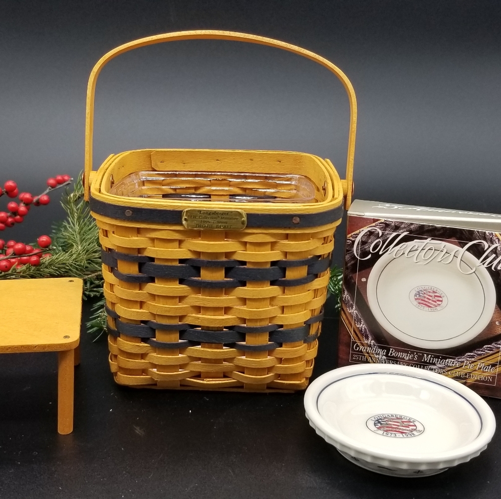 Longaberger collector's club basket